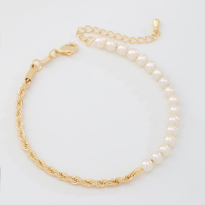 PU-00542 PULSEIRA BANHADA A OURO 18K COM CORRENTE TORCIDA E DETALHES EM PÉROLAS