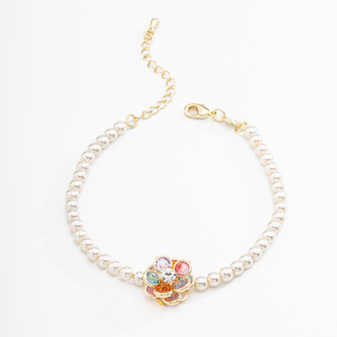 PU-00559 PULSEIRA COM DETALHES EM PÉROLAS E PINGENTE DE FLOR COLORIDA
