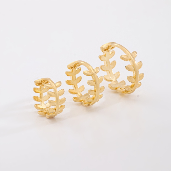 TAC-0188-TRIO DE BRINCOS ARGOLA FOLHAGEM