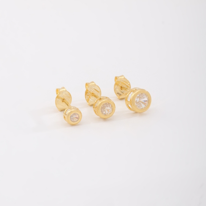 TBF-0052 TRIO DE BRINCOS COM PEDRAS LAPIDADAS REDONDAS